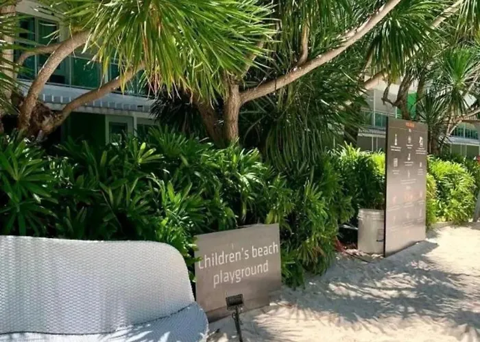 招待所 Azure Urban Residences *