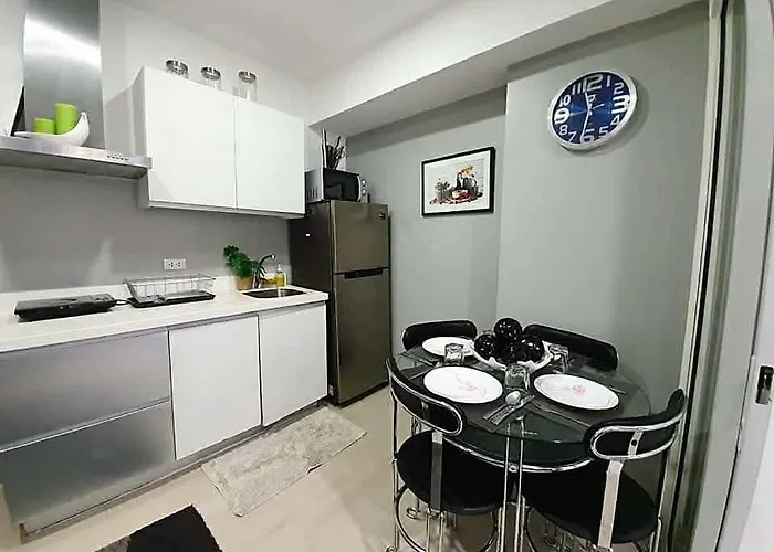 Azure Urban Residences 招待所 *